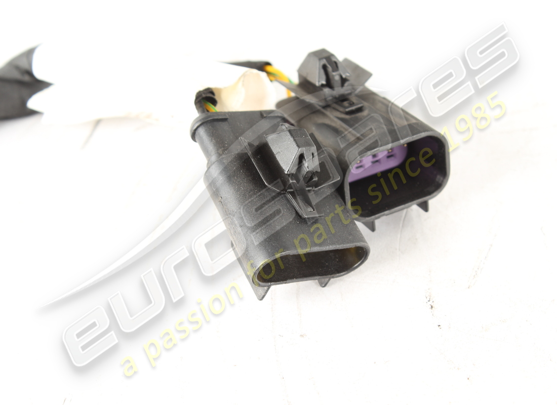 usato ferrari cavo paraurti posterior.eur. numero parte 939840 (2)