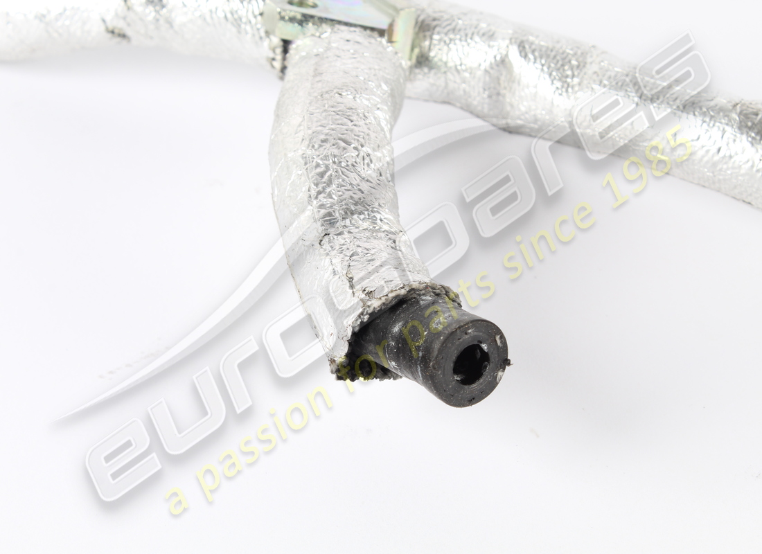 USATO FERRARI TUBO RITORNO H2O A COPERCHIO. NUMERO PARTE 769578 (3) usato ferrari tubo ritorno h2o a coperchio. numero parte 769578 (3)