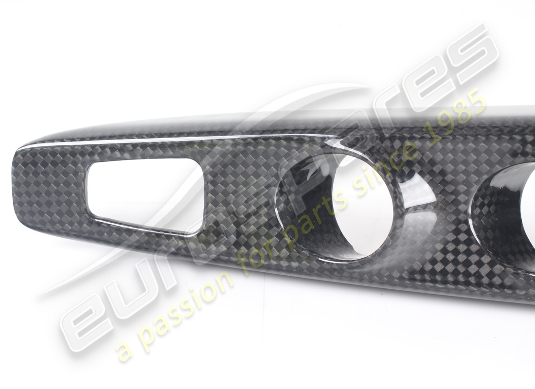 USATA FERRARI PARTE SUPERIORE DELLA MANIGLIA DEL TUNNEL. NUMERO PARTE 89148500 (2) usata ferrari parte superiore della maniglia del tunnel. numero parte 89148500 (2)