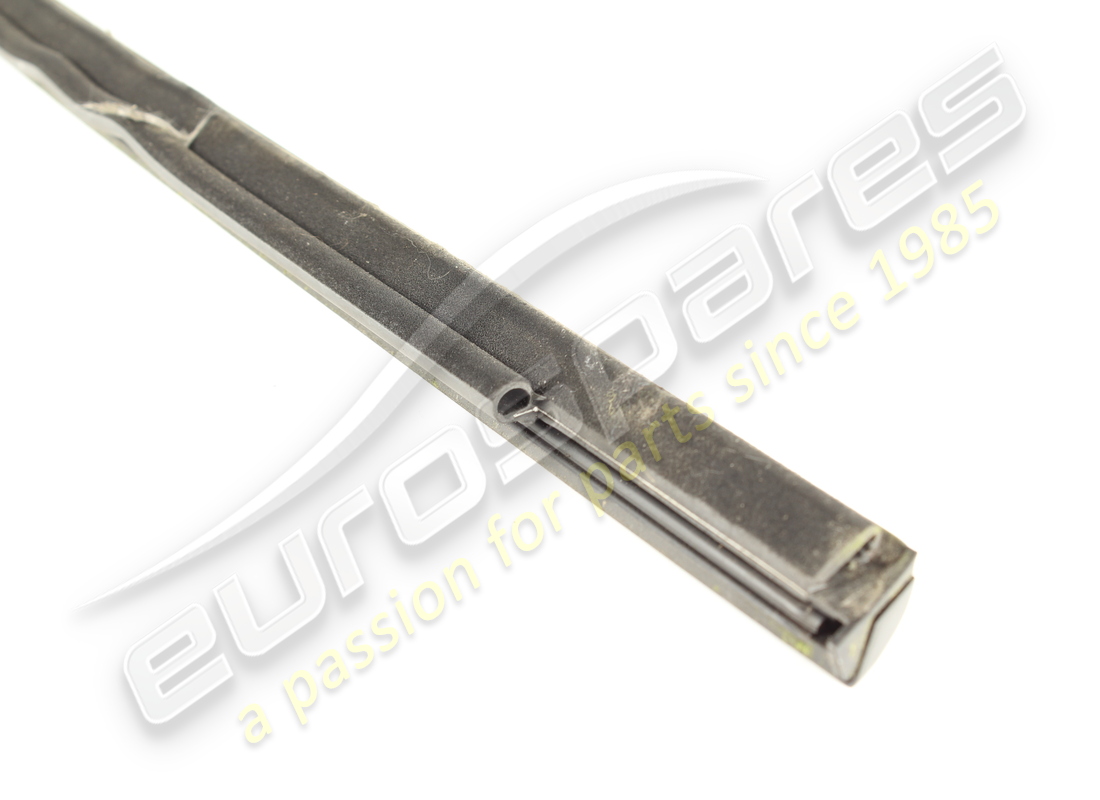 usato lamborghini vittoria. paraspifferi. numero parte 4ml839476t94 (2)
