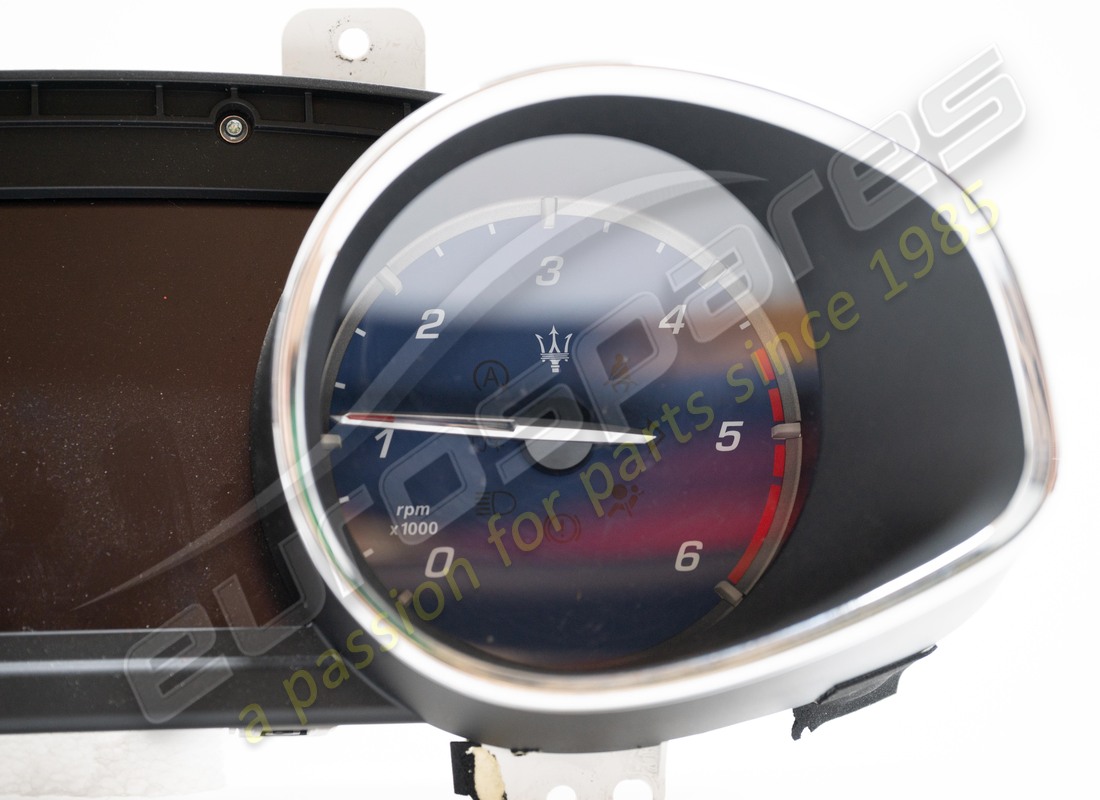 quadro strumenti usato maserati (v6 ds, numero parte rhd 670009684 (3)
