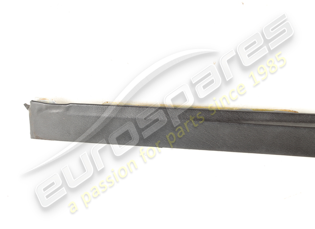 USATO FERRARI MODANATURA SX. NUMERO PARTE 61190400 (3) usato ferrari modanatura sx. numero parte 61190400 (3)