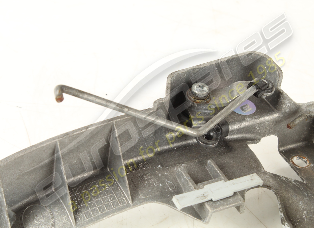 scatola maniglia porta anteriore destra usata maserati. numero parte 68001800 (3)