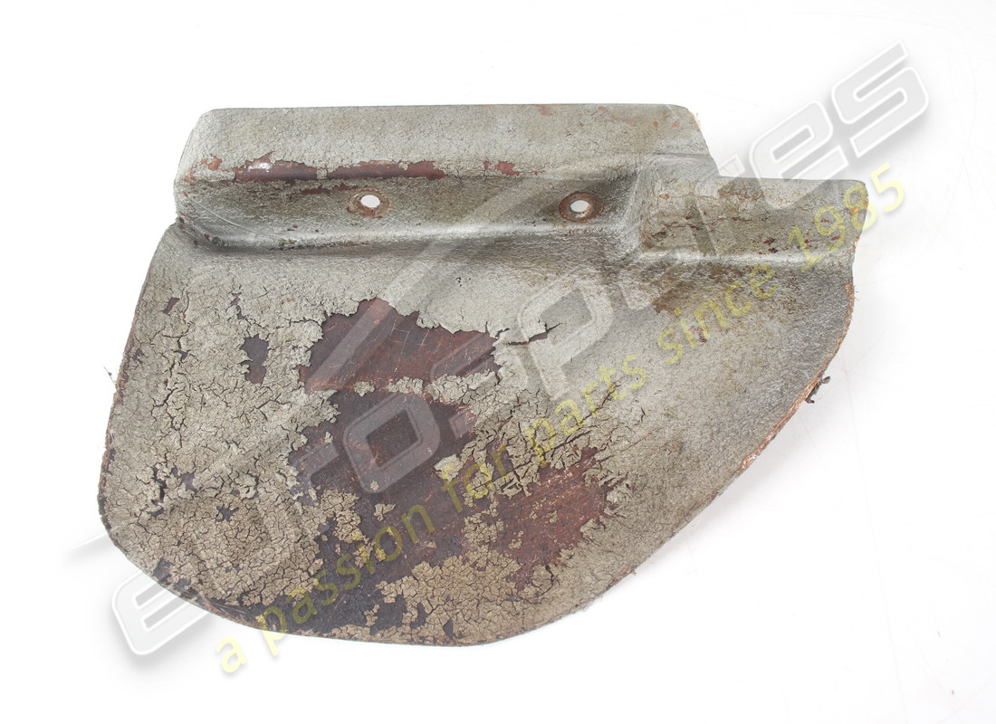 PARATIA USATA Maserati . NUMERO PARTE 384010370 (1)