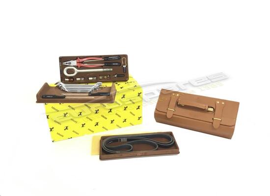 nuovo ferrari codice articolo kit attrezzi completo 173625