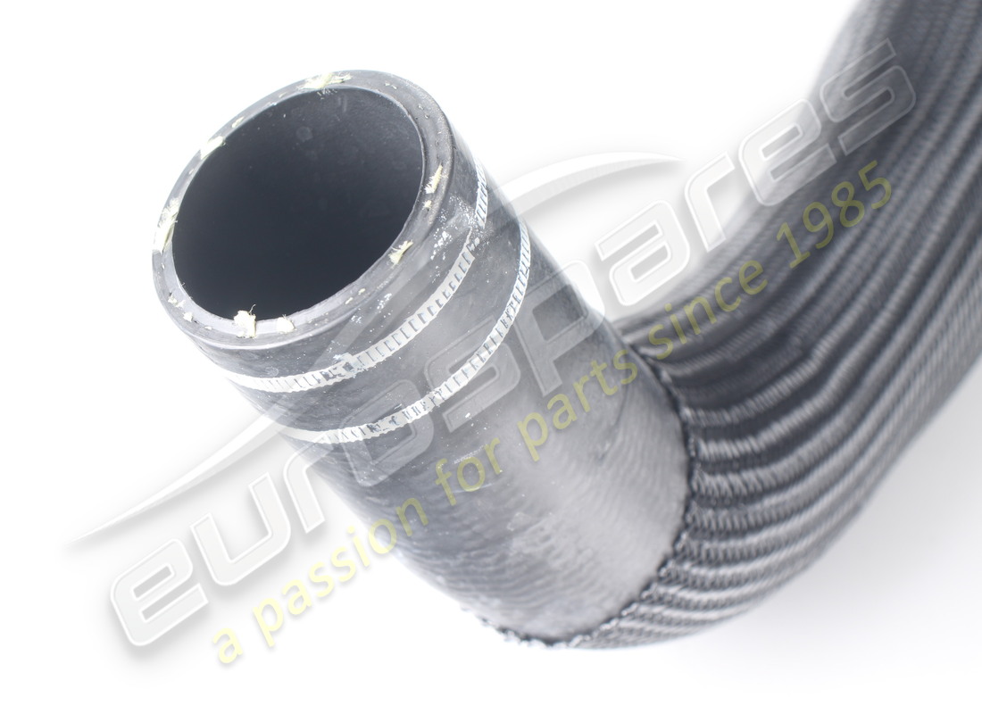 nuovo maserati tubo di ingresso acqua radiatore. numero parte 670033308 (2)