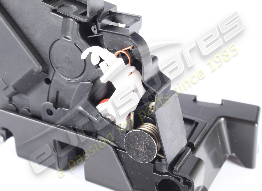 NUOVO ASTON MARTIN GRUPPO LT ANTERIORE DR DESTRO NUMERO PARTE ED3321812AA (4) nuovo aston martin gruppo lt anteriore dr destro numero parte ed3321812aa (4)