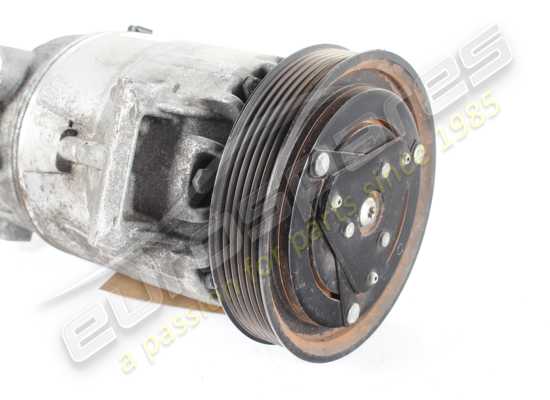 compressore dell'aria condizionata ferrari usato. numero parte 267146 (4)