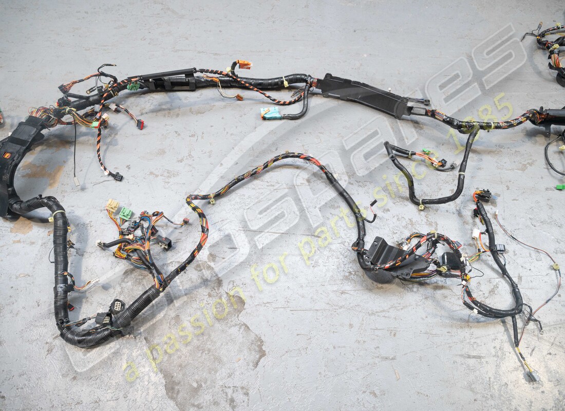 cablaggio cabina coupe rhd usato aston martin. numero parte 7g4314a005ad (2)