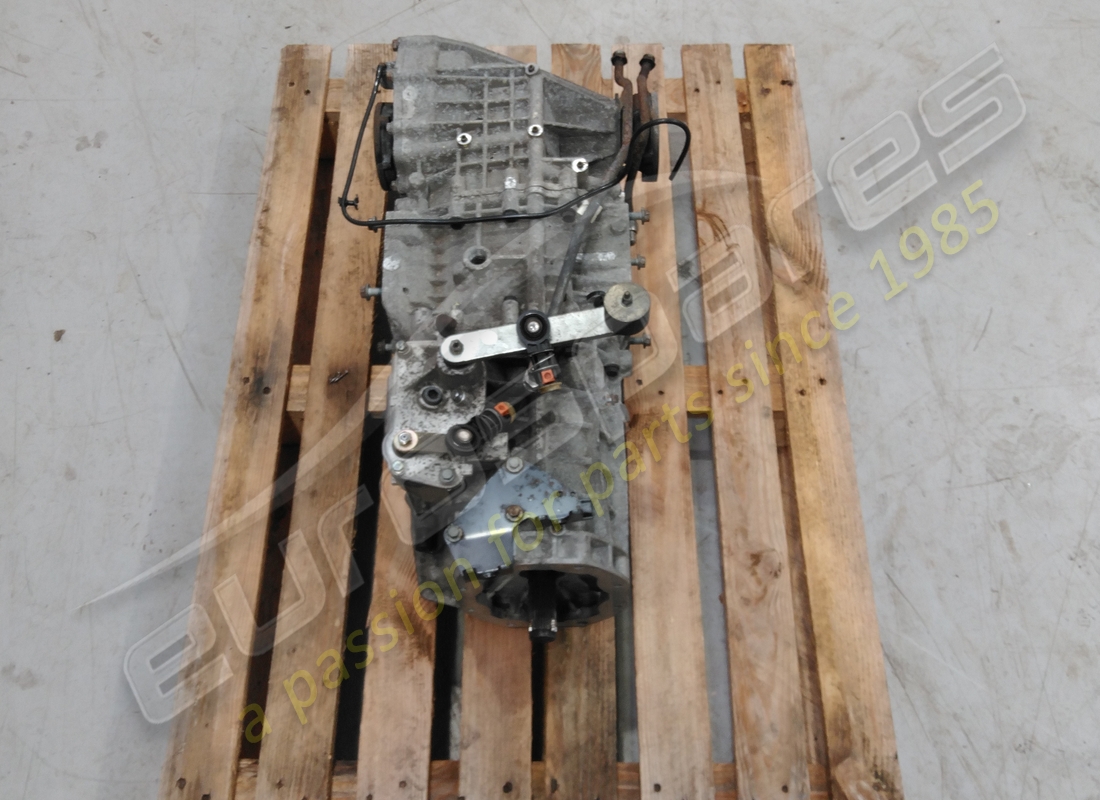 gruppo trasmissione aston martin usato, manuale. numero parte 6g337002aj (4)