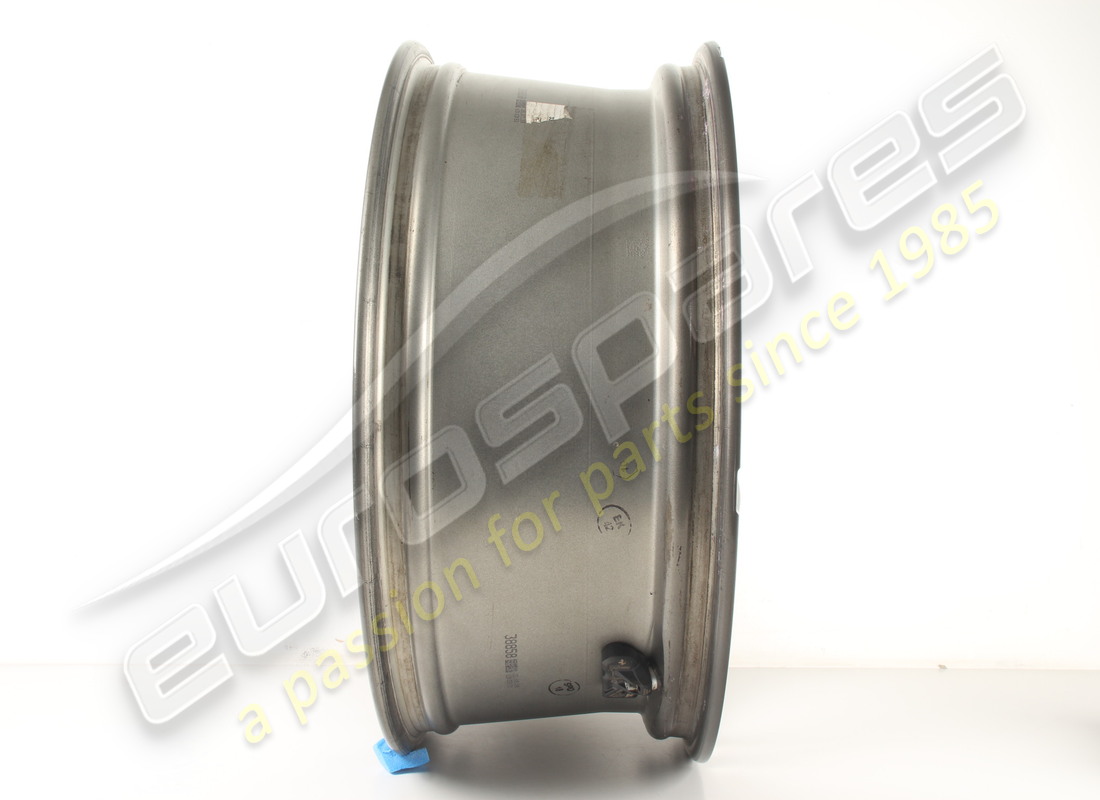 RUOTA ANTERIORE FERRARI USATA. NUMERO PARTE 855340 (5) ruota anteriore ferrari usata. numero parte 855340 (5)