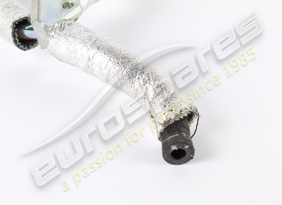 USATO FERRARI TUBO RITORNO H2O A COPERCHIO. NUMERO PARTE 769578 (4) usato ferrari tubo ritorno h2o a coperchio. numero parte 769578 (4)