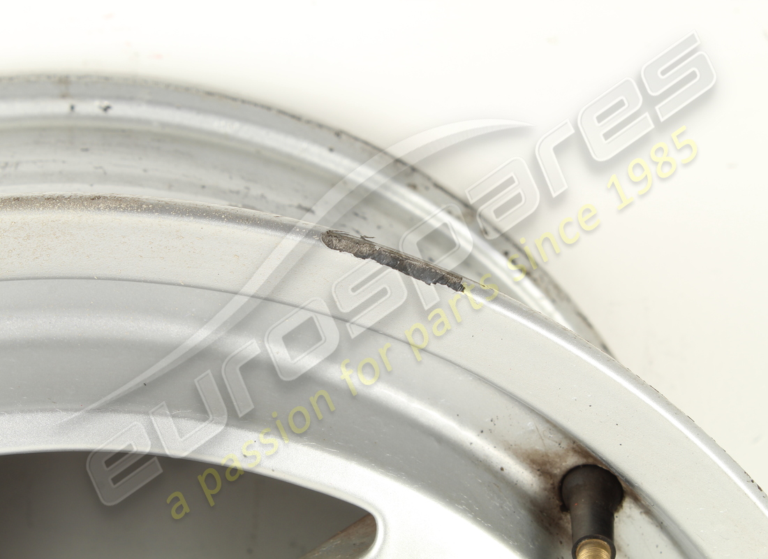 usato ferrari ruota anteriore 3.2 mqv. numero parte 127465 (4)