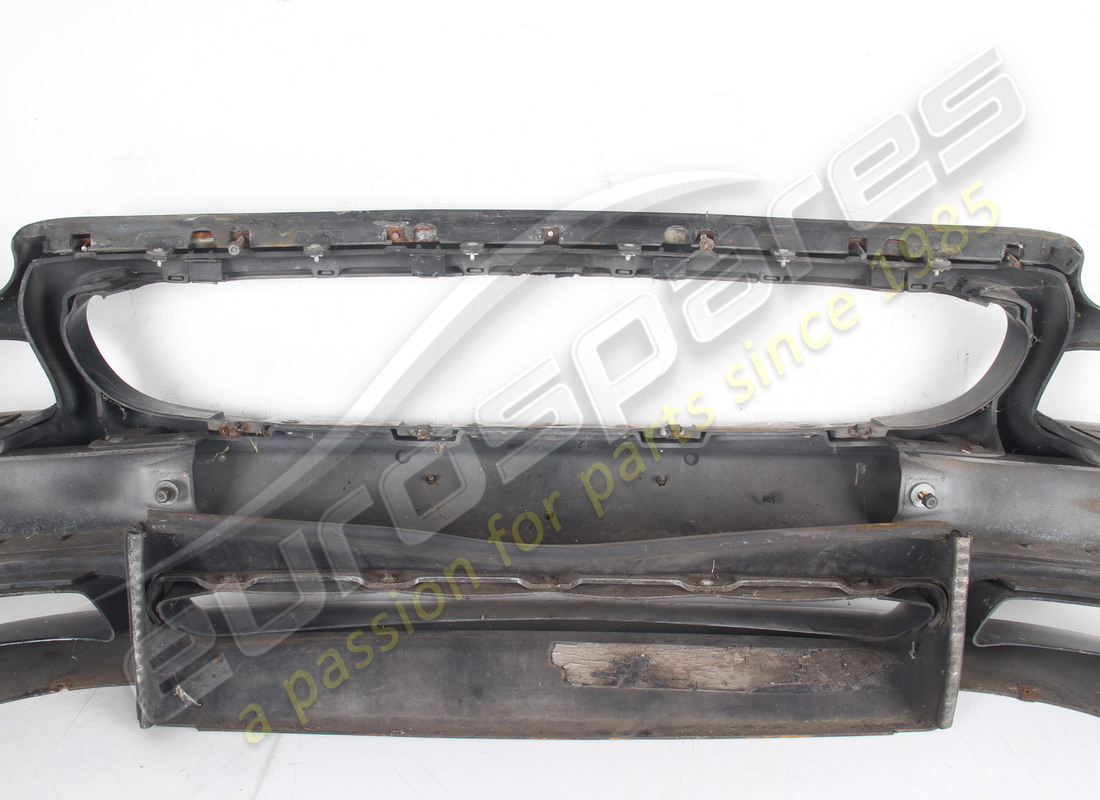 USED MASERATI COMPLETE FRONT BUMPER 338. PART NUMBER 980000985 (5) used maserati complete front bumper 338. part number 980000985 (5)