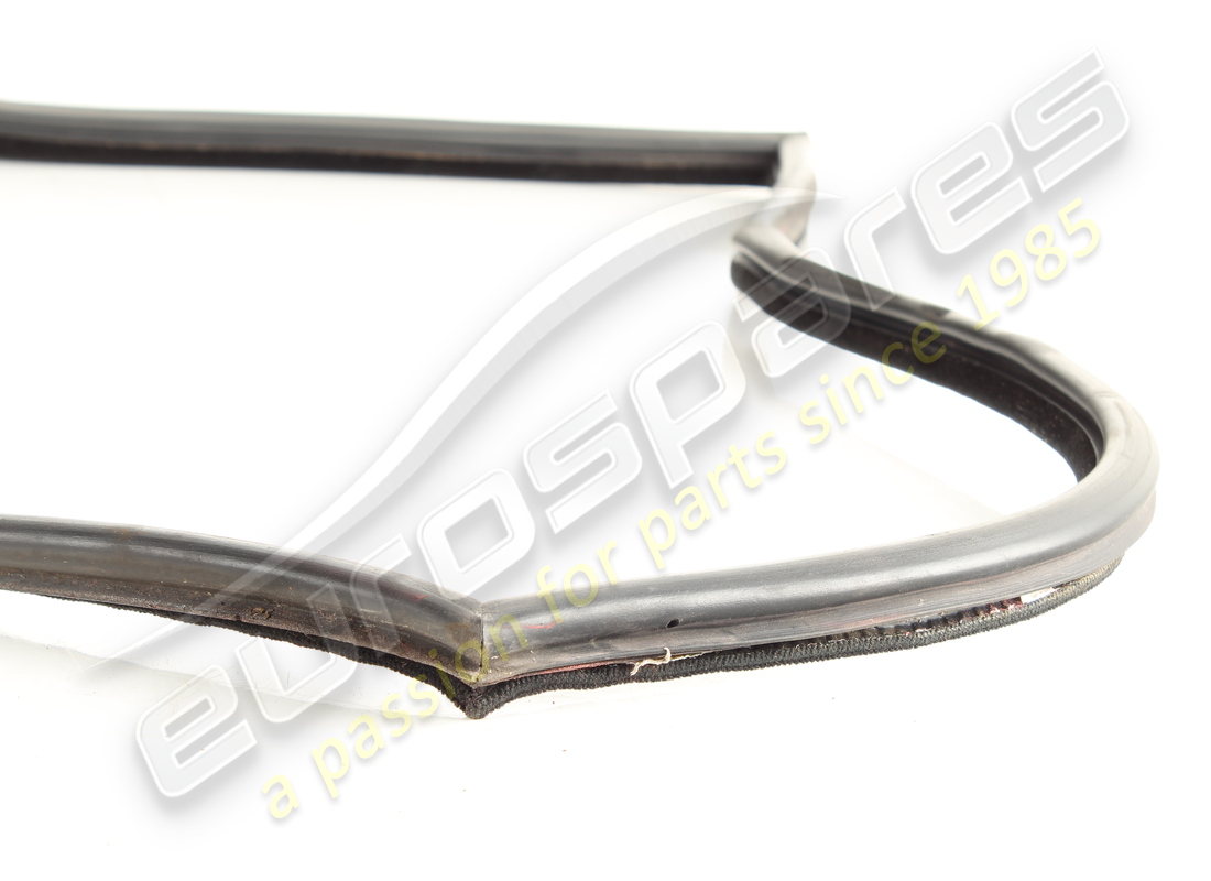 gomma porta superiore sinistra usata ferrari. numero parte 60924000 (2)