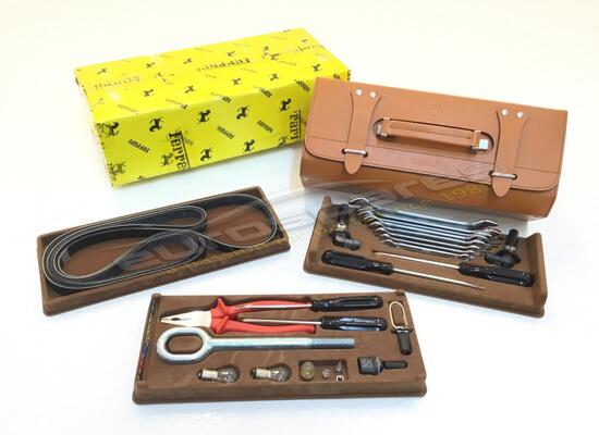 nuovo ferrari codice articolo kit attrezzi 166711
