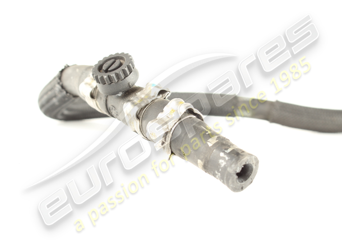 tubo maserati usato. numero parte 670004133 (2)