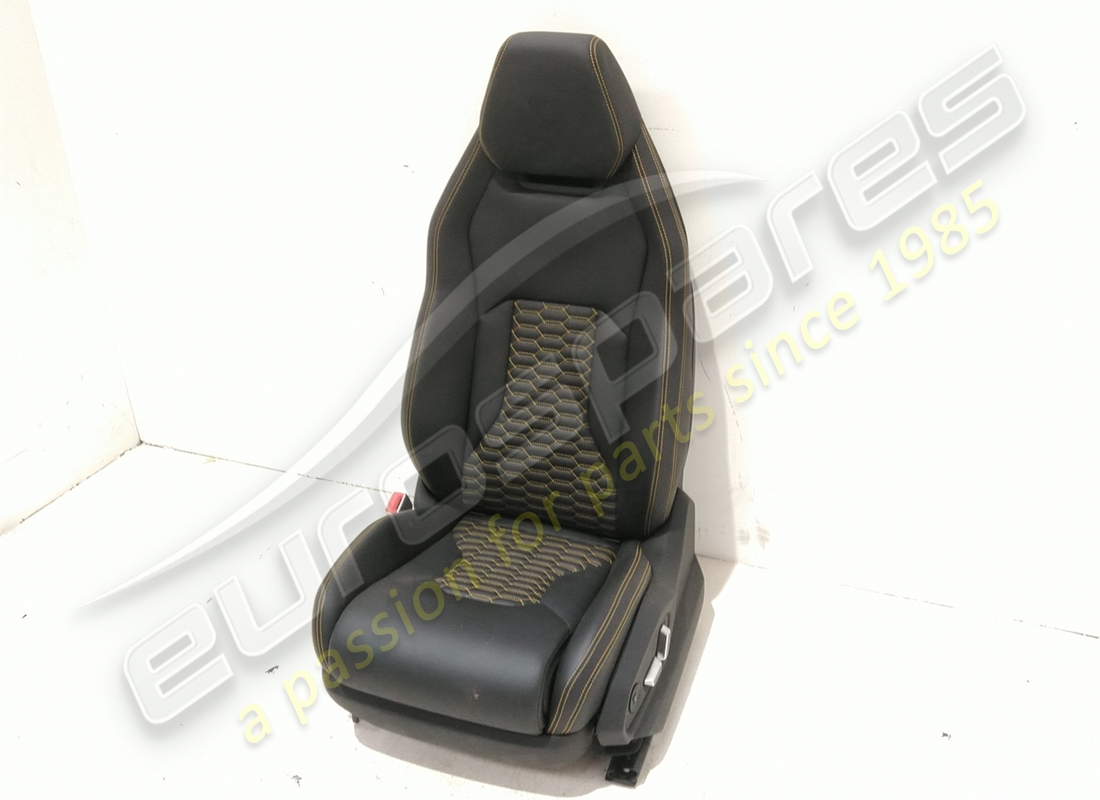 set di sedili completo usato eurospares urus. numero parte eap1227394 (5)