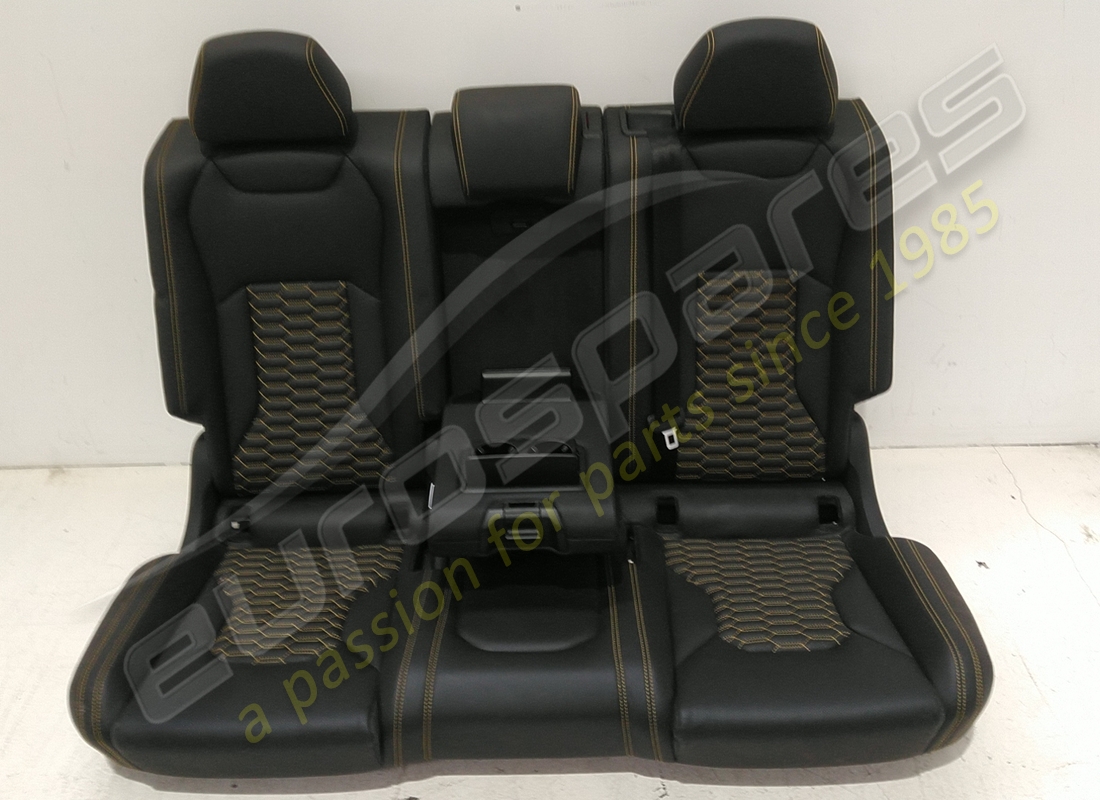 set di sedili completo usato eurospares urus. numero parte eap1227394 (2)