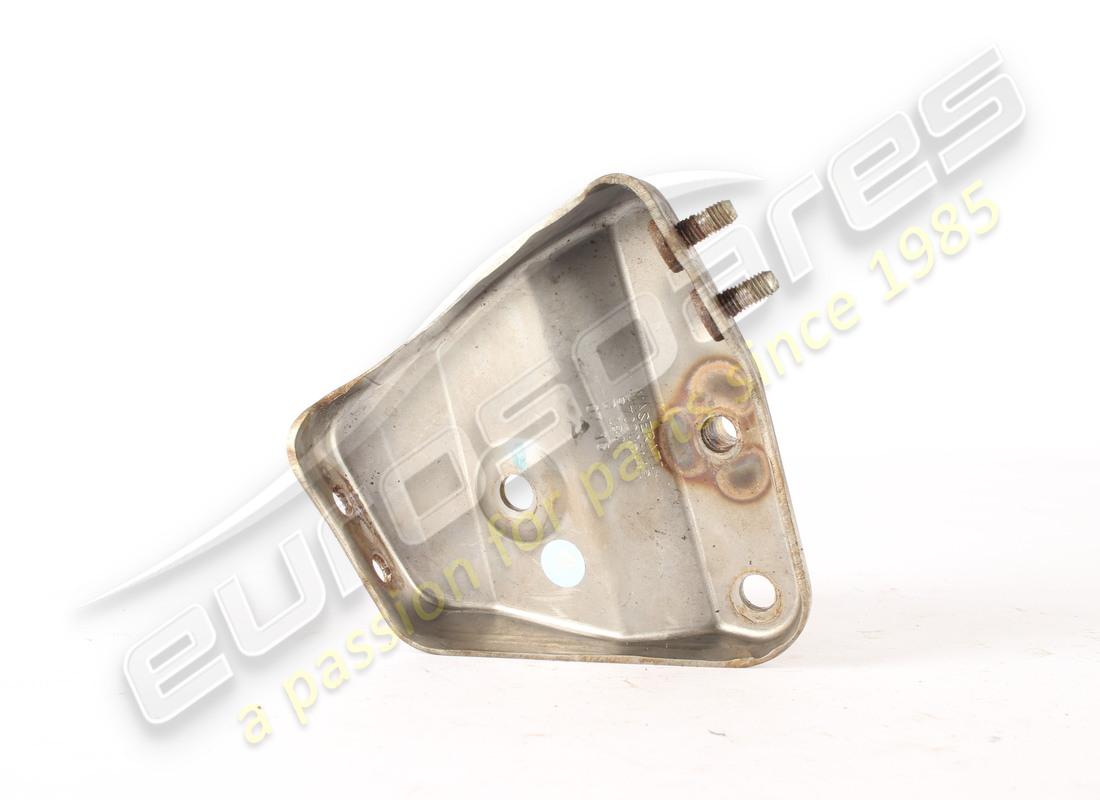 staffa maserati usata. numero parte 670006142 (2)