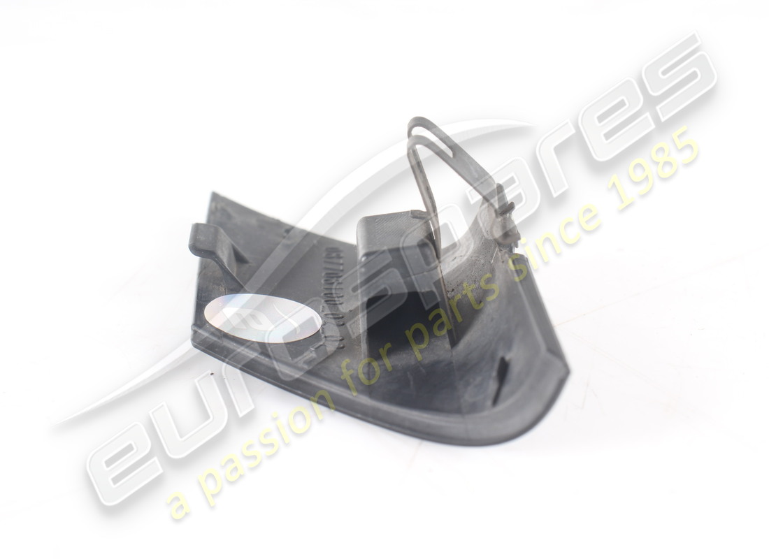 USATO FERRARI PUNTO DI MONTAGGIO OCCHIELLO DI TRAINO SX CO. NUMERO PARTE 87708100 (2) usato ferrari punto di montaggio occhiello di traino sx co. numero parte 87708100 (2)