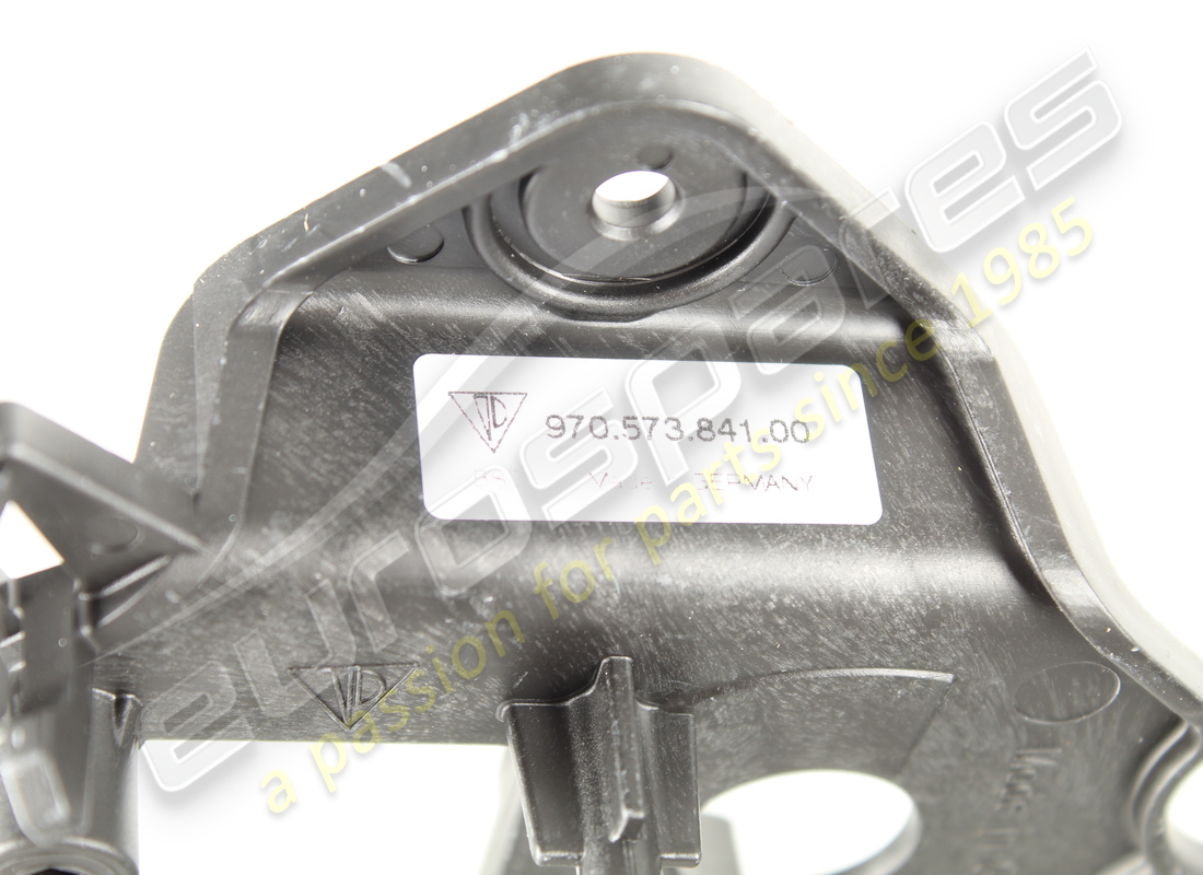 NUOVA PIASTRA DI RITEGNO PORSCHE. NUMERO PARTE 97057384100 (3) nuova piastra di ritegno porsche. numero parte 97057384100 (3)
