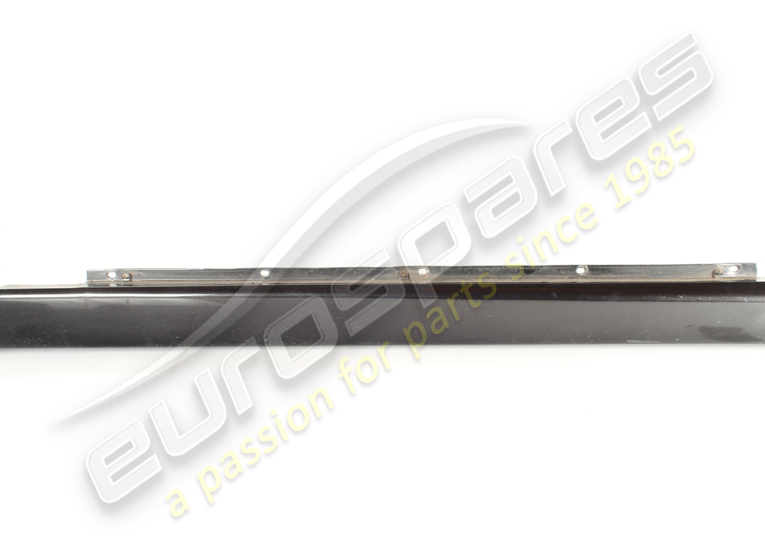 gonna laterale sx usata maserati. numero parte 980000907 (3)