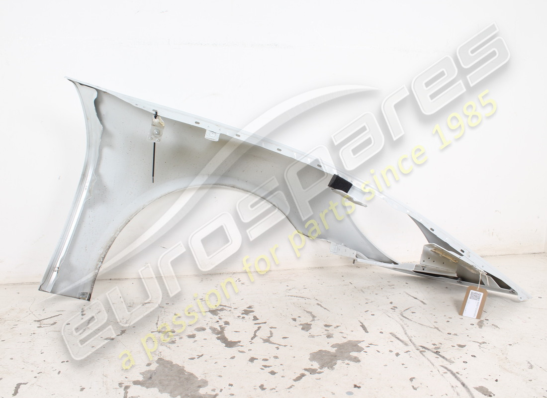 porsche alare usato con innesco. numero parte 992821101aygrv (3)