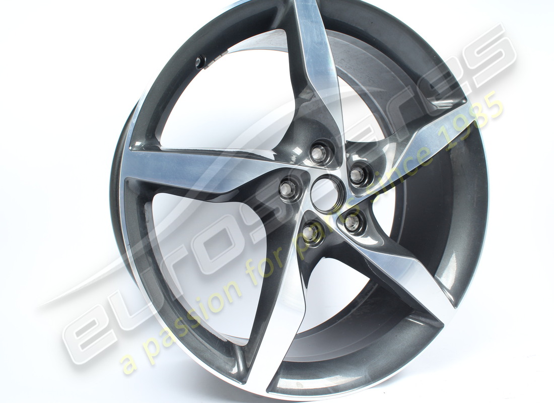 usato ferrari cerchio anteriore dx 8j x. numero parte 965811 (3)