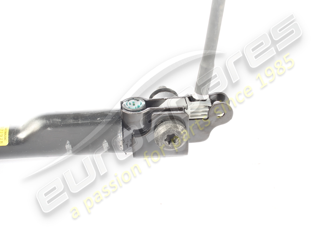 pretensioner lh usato maserati. numero parte 675002169 (4)