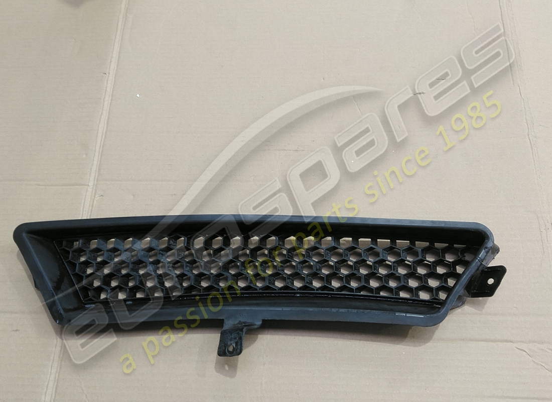 griglia dell'aria fresca lamborghini danneggiata. numero parte 400317116 (1)