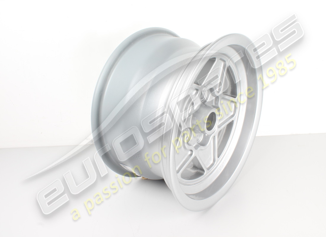 ruota ricondizionata ferrari cromodora 7.5x14. codice parte 111290 (2)