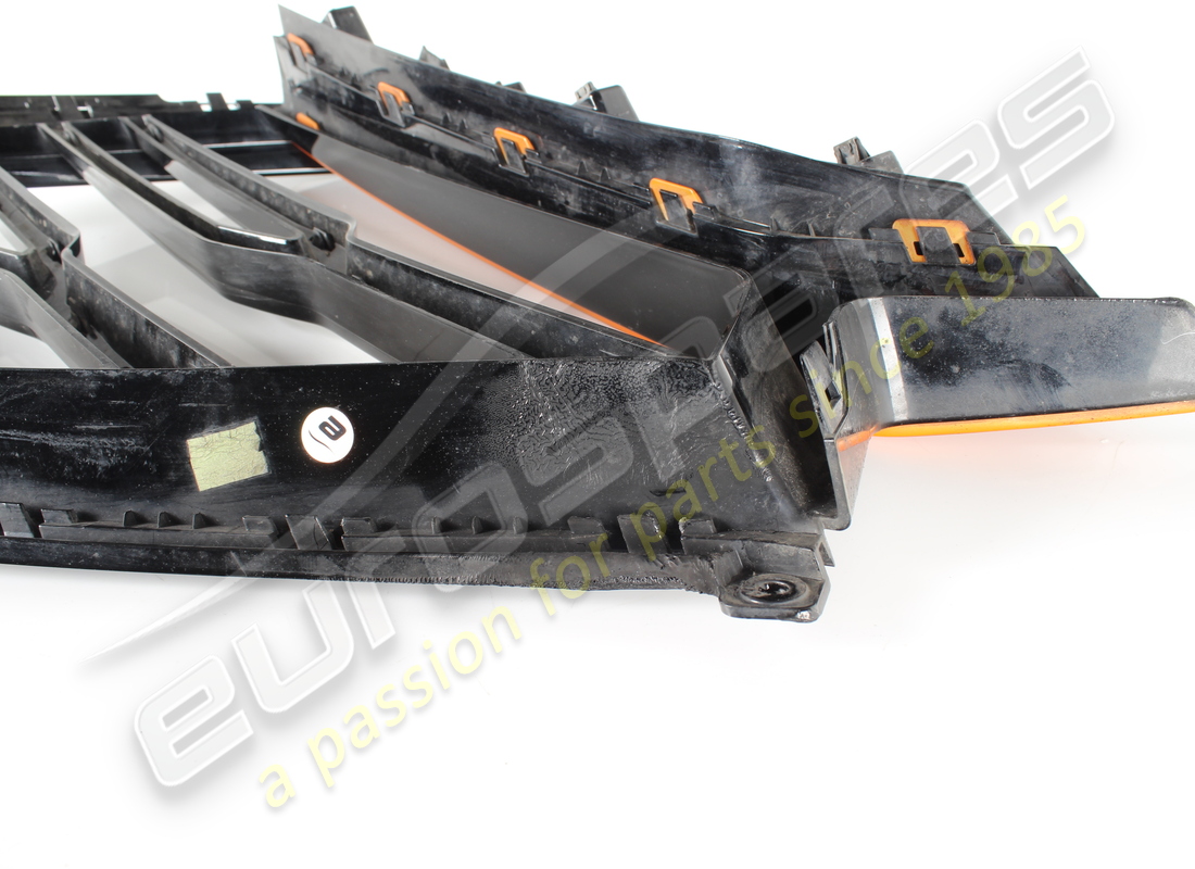 griglia radiatore completa lh usata eurospares (nero lucido). numero parte eap1550907 (4)