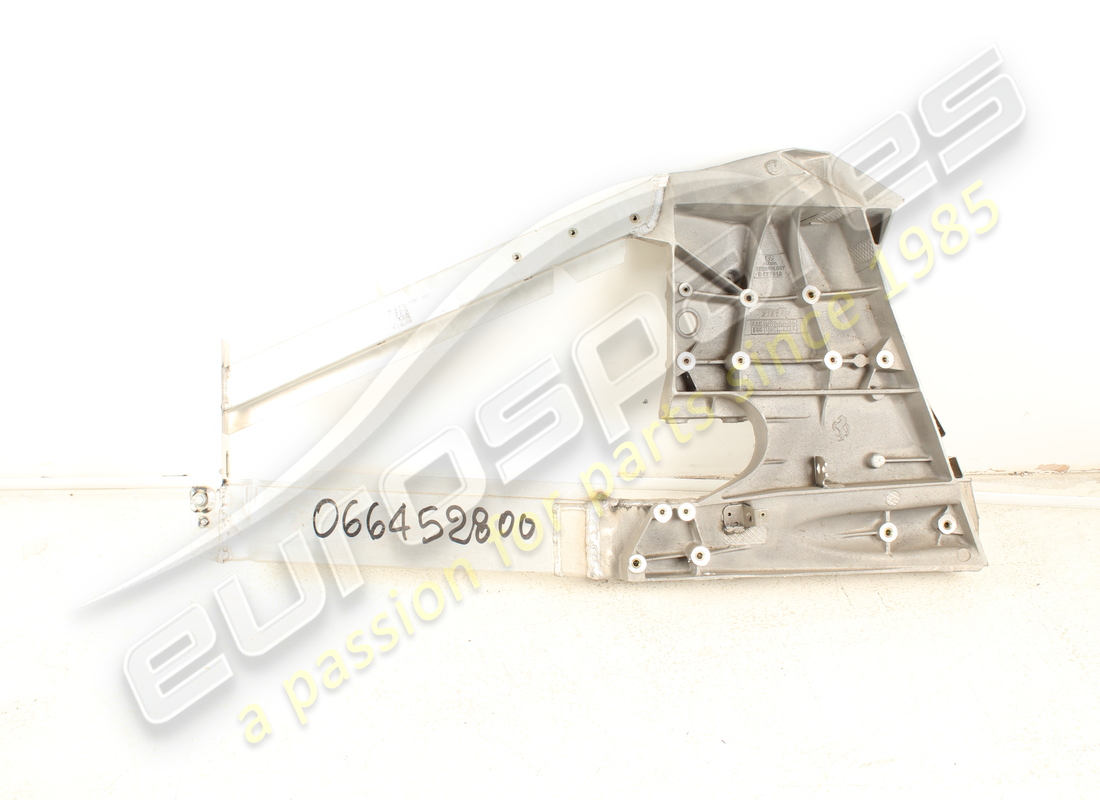 nuovo ferrari spruzzo laterale anteriore sx. numero parte 66452800 (2)