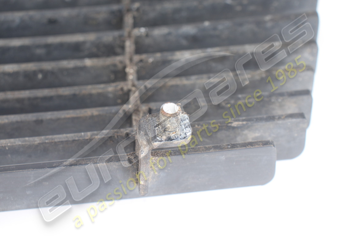 USED MASERATI ENGINE COMPT. LID RADIATOR GRILL. PART NUMBER 378300300 (7) used maserati engine compt. lid radiator grill. part number 378300300 (7)