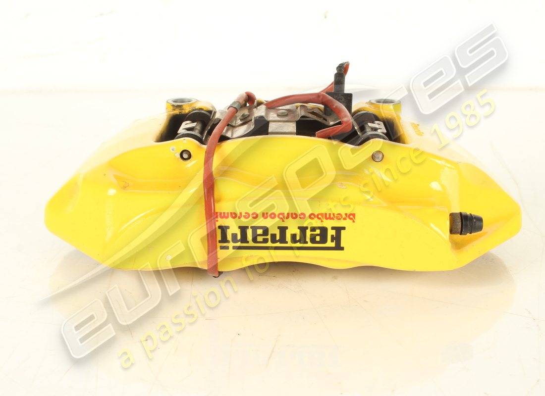 PINZA POSTERIORE SX USATA Ferrari CON PASTIGLIE. NUMERO PARTE 282932 (1)