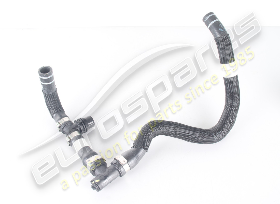 NUOVO MASERATI MANICOTTO DI RITORNO DELL'ACQUA DA HEA. NUMERO PARTE 670037573 (4) nuovo maserati manicotto di ritorno dell'acqua da hea. numero parte 670037573 (4)