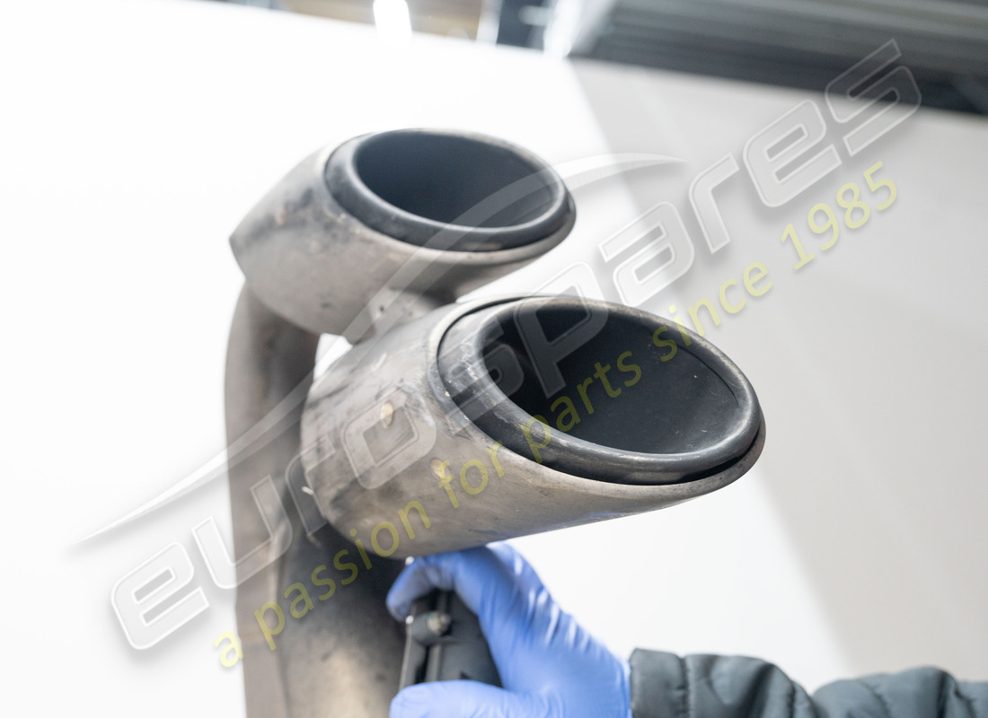scarico sportivo akrapovic usato lamborghini urus. numero parte 4ml251051a (6)