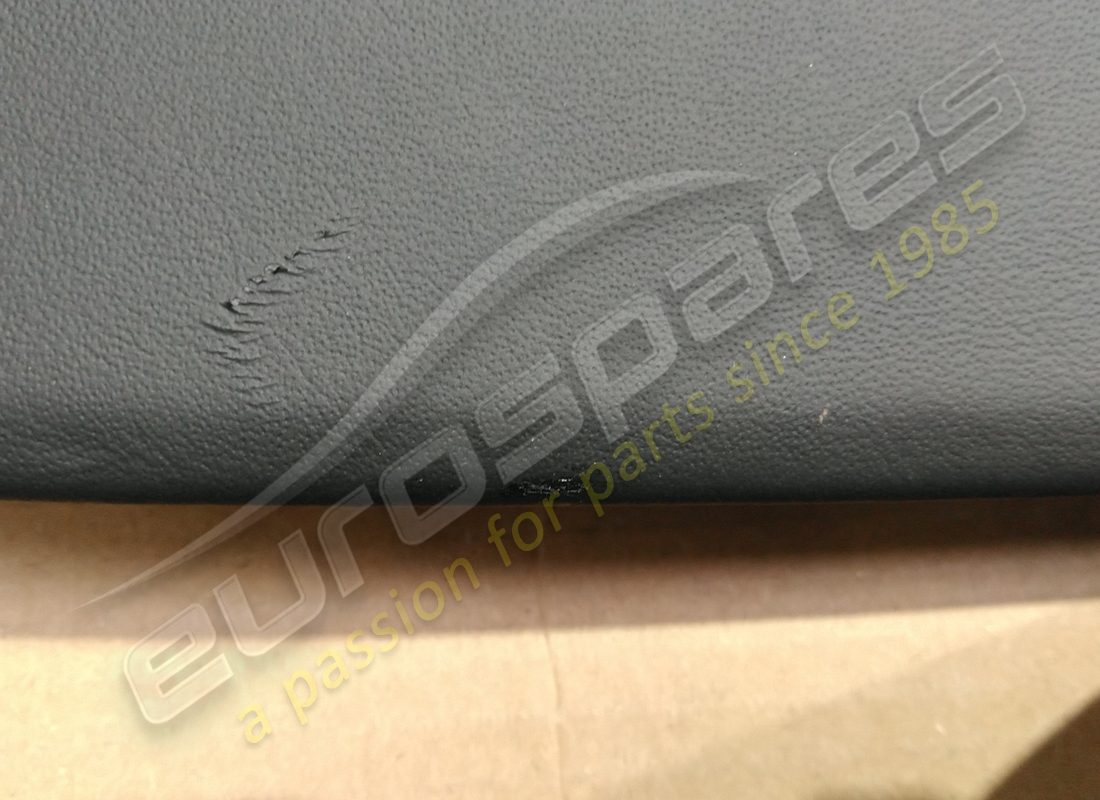 pannello di rivestimento laterale lamborghini usato. numero parte 4ml863303gqg8 (3)