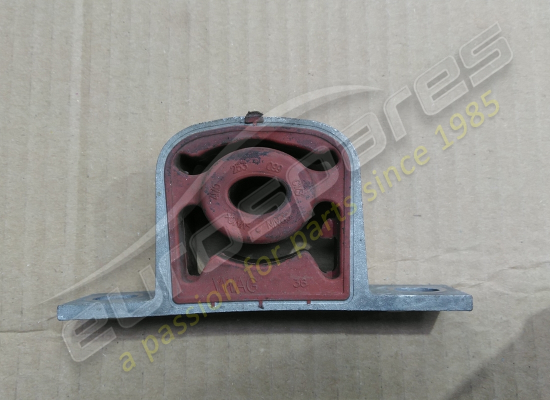 parentesi lamborghini usata. numero parte 4m0253099c (1)