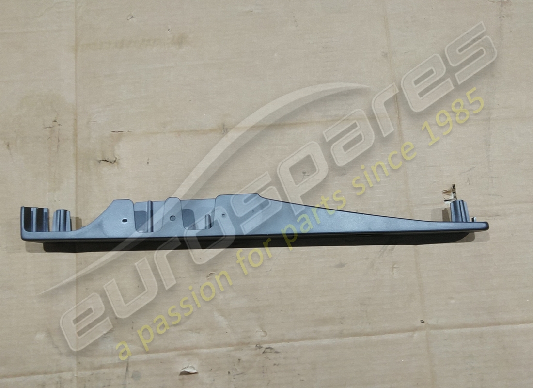 usato aston martin assemblaggio all'interno del manubrio rlse. numero parte 6g3322615ab (2)