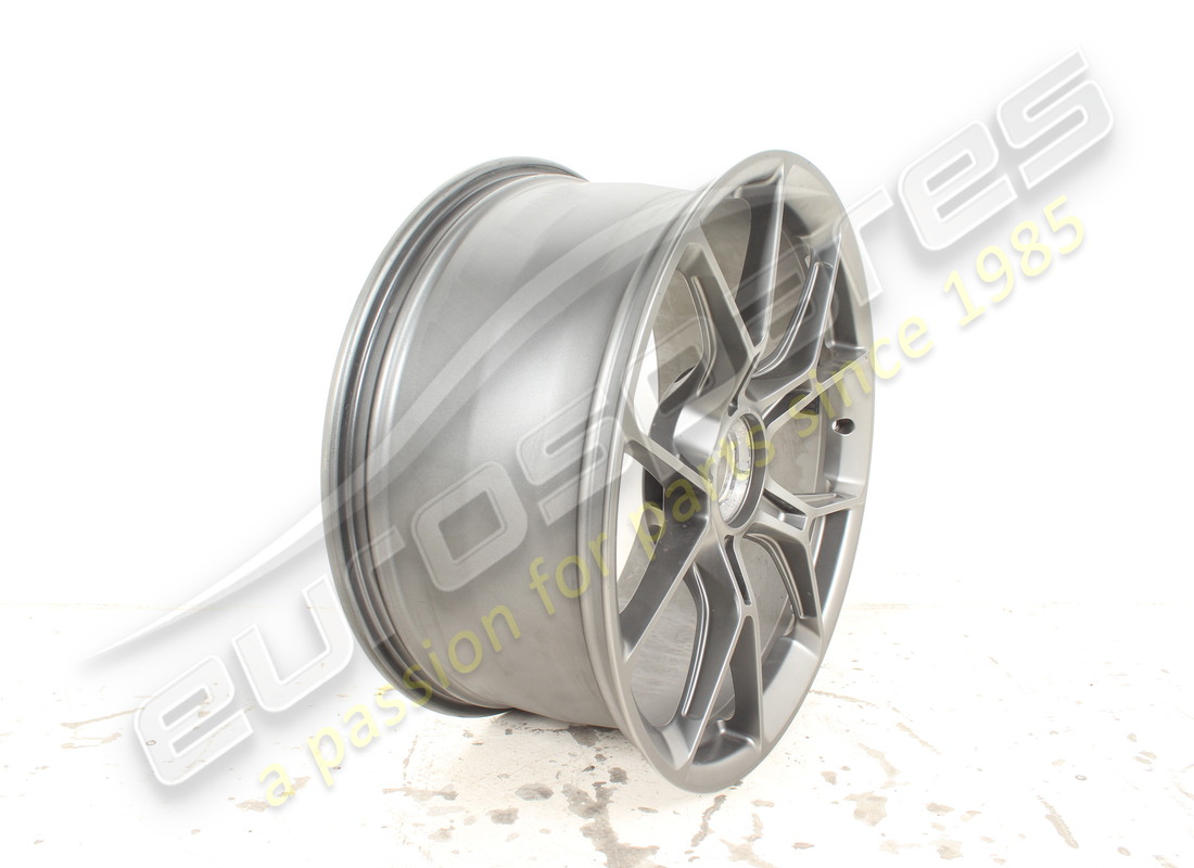cerchio in lega porsche usato argento scuro. numero parte 9gt601025qos8 (2)