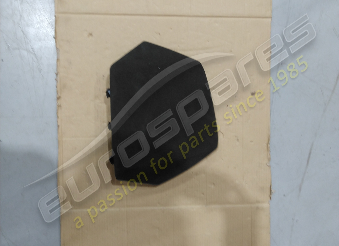 COPERTURA Lamborghini USATA. NUMERO PARTE 4ML857161AJR7 (1)