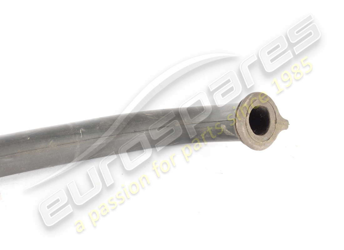 usato maserati manicotto di uscita dell'acqua aggiuntivo. numero parte 670009486 (2)