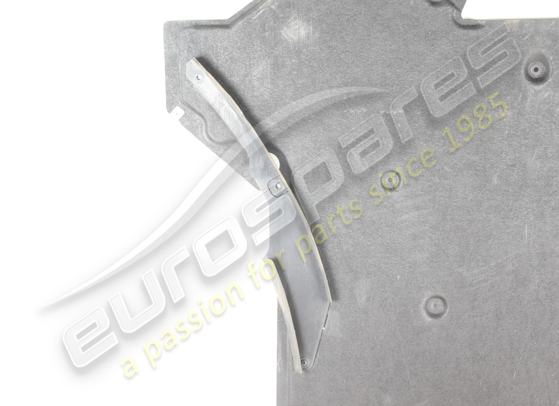 rivestimento sottoscocca danneggiato porsche. numero parte 992825523m (4)