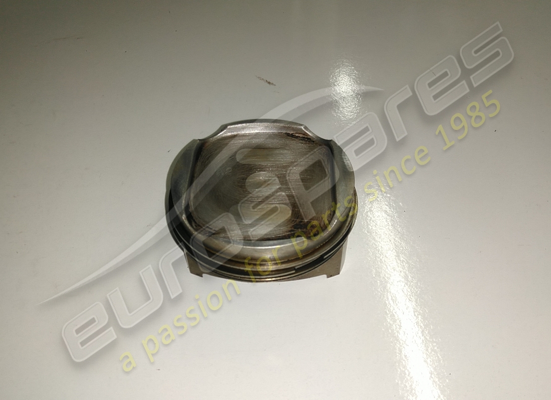 usato ferrari pistone con anello codice articolo 180805