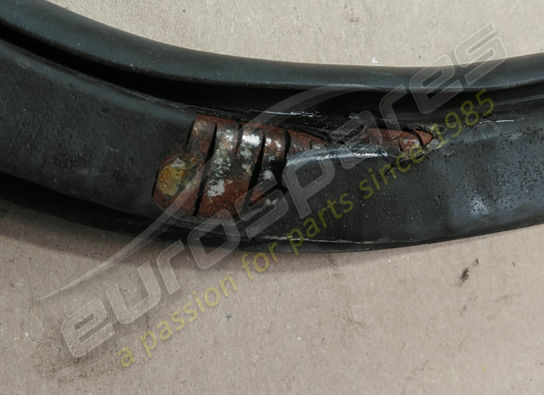 guarnizione interna della porta lamborghini danneggiata. numero parte 400831708 (1)