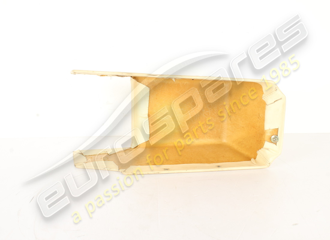 modanatura del coperchio della pompa idraulica superiore coperta ferrari usata. numero parte 644181.. (3)