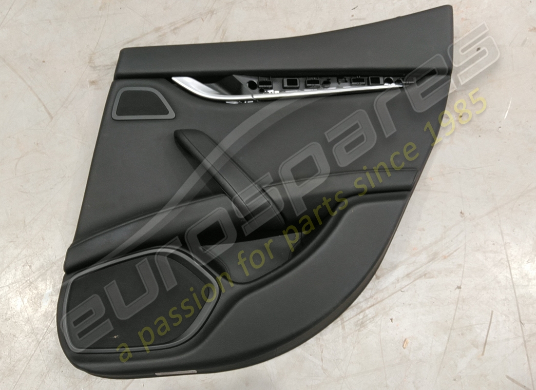 usato maserati pannello porta post.dx completo n codice articolo 670018318