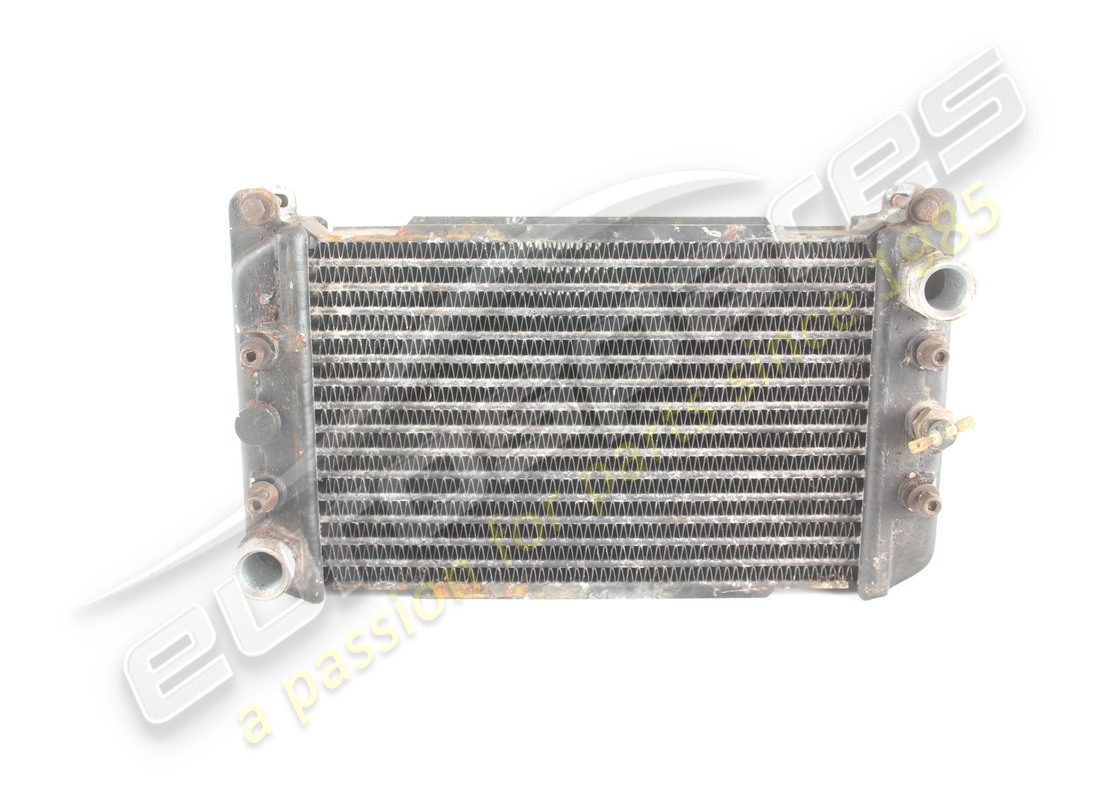 RADIATORE RADIATORE OLIO USATO Ferrari . NUMERO PARTE 154584 (1)